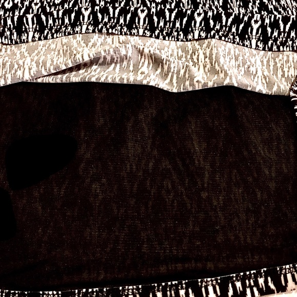 🔥BOGO🔥Evan Picone Black Label Sleeveless Top - Picture 5 of 6